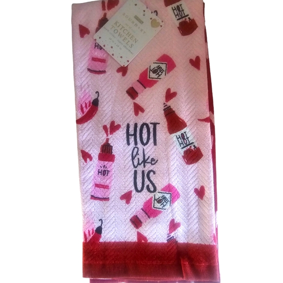 Envogue 2pc Valentines Day Pink/Red "HOT LIKE US" Hearts Kitchen Towels - Picture 1 of 5